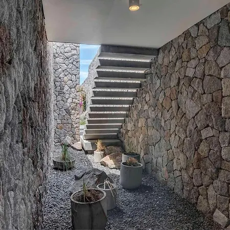 Majestic Mykonos Villa 5 Bedrooms Villa Shannon Private Infinity Pool Sensational Sea Views Agios Ioannis *