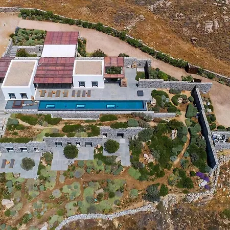 Majestic Mykonos 5 Bedrooms Shannon Private Infinity Pool & Sensational Sea Views Agios Ioannis